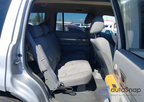 2008 Chrysler Aspen Limited из США, поврежденный, VIN 1A8HX58N58F130952